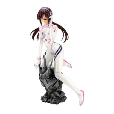Evangelion 4 Statue White Plugsuit Version Mari Makinami Illustrious