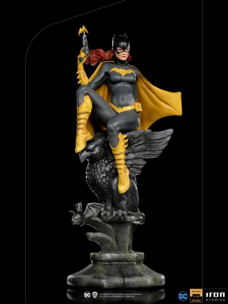 DC Comics Deluxe Art Scale Statue Batgirl