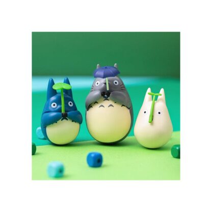 Mein Nachbar Totoro Figur mit rundem Boden Small Totoro with leaf 5 cm – Bild 2