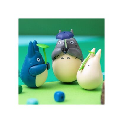 Mein Nachbar Totoro Figur mit rundem Boden Small Totoro with leaf 5 cm – Bild 6