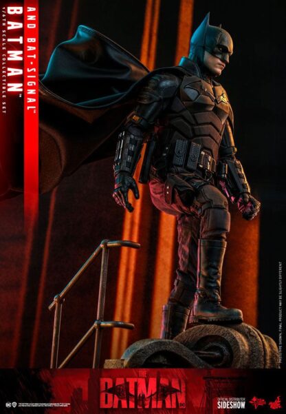 The Batman Movie Masterpiece Actionfigur 1/6 Batman with Bat-Signal 31 cm – Bild 8