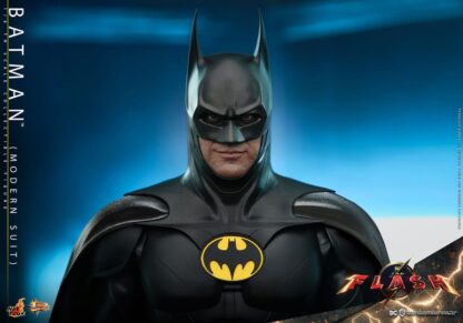 The Flash Movie Masterpiece Actionfigur 1/6 Batman (Modern Suit) 30 cm – Bild 4