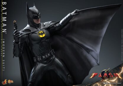 The Flash Movie Masterpiece Actionfigur 1/6 Batman (Modern Suit) 30 cm – Bild 11