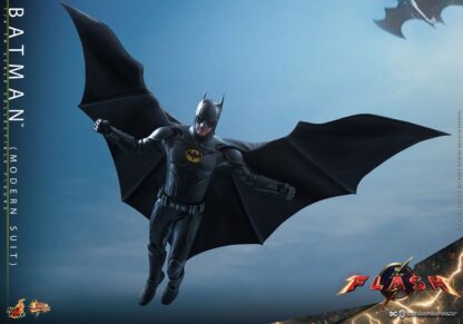 The Flash Movie Masterpiece Actionfigur 1/6 Batman (Modern Suit) 30 cm – Bild 12