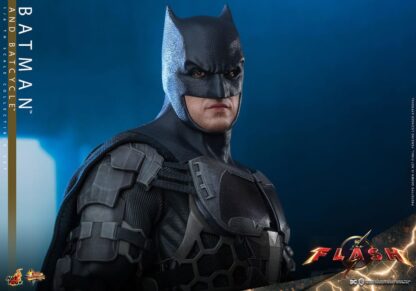 The Flash Movie Masterpiece Actionfigur mit Fahrzeug 1/6 Batman & Batcycle Set 30 cm – Bild 14