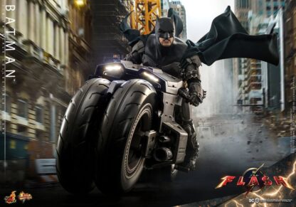 The Flash Movie Masterpiece Actionfigur 1/6 Batman 30 cm – Bild 9