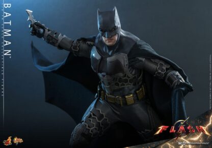 The Flash Movie Masterpiece Actionfigur 1/6 Batman 30 cm – Bild 12