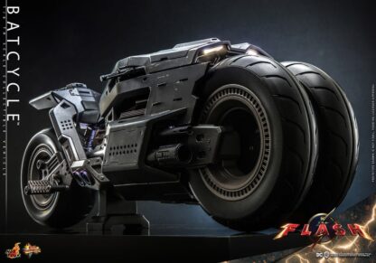 The Flash Movie Masterpiece Fahrzeug 1/6 Batcycle 56 cm – Bild 8