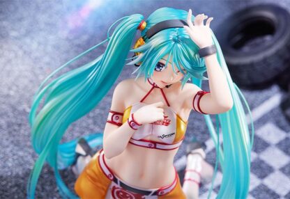 Hatsune Miku GT Project PVC Statue 1/7 Racing Miku 2010 Ver. Art by Kentaro Yabuki 18 cm – Bild 5