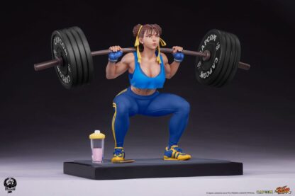 Street Fighter Premier Series Statue 1/4 Chun-Li Powerlifting (Alpha Edition) 37 cm – Bild 12