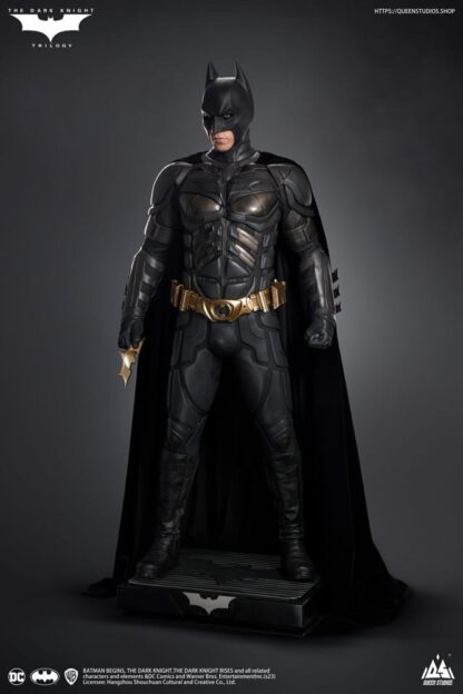 The Dark Knight Life-Size Statue Batman Premium Edition 207 cm – Bild 3
