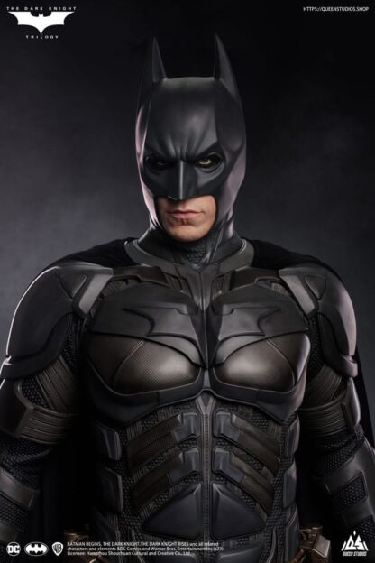 The Dark Knight Life-Size Statue Batman Premium Edition 207 cm – Bild 7