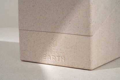 Ultimate Guard Return To Earth Boulder Deck Case 100+ Standardgröße Natural – Bild 10