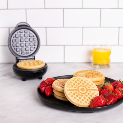 Pokemon Waffeleisen Pokeball – Bild 4
