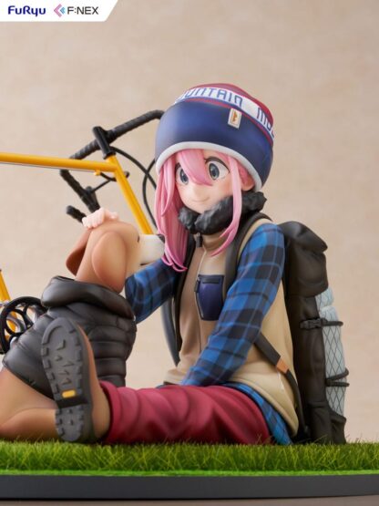 Laid Back Camp F:NEX PVC Statue 1/7 Nadeshiko Kagamihara 13 cm – Bild 4