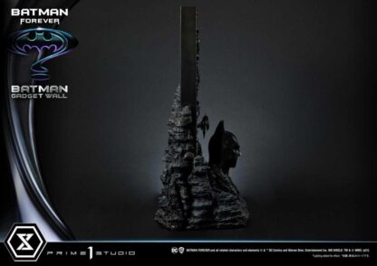 Batman Forever Museum Masterline Series Diorama 1/3 Batman Gadget Wall 49 cm – Bild 5