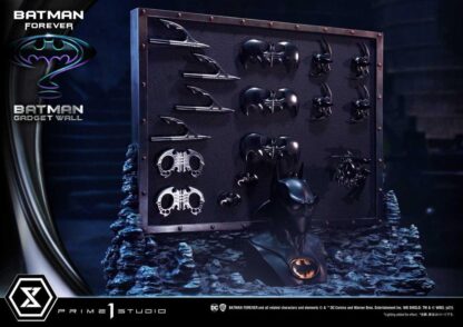 Batman Forever Museum Masterline Series Diorama 1/3 Batman Gadget Wall 49 cm – Bild 9