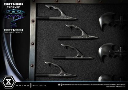 Batman Forever Museum Masterline Series Diorama 1/3 Batman Gadget Wall 49 cm – Bild 13