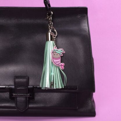 Pusheen USB Ladekabel 3in1 mit Schlüsselanhänger Tassel – Bild 3
