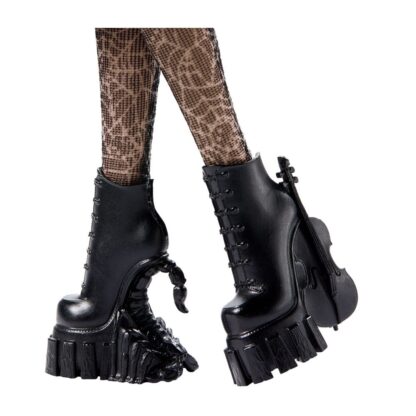 Monster High x Wednesday Puppe Wednesday Addams – Bild 8