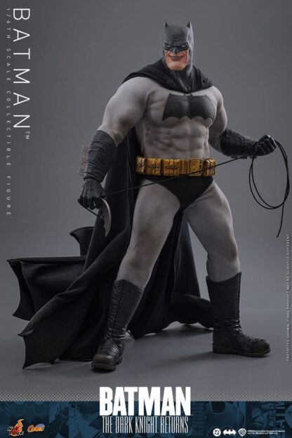 Batman: The Dark Knight Returns Comic Masterpiece Actionfigur 1/6 Batman 32 cm – Bild 8