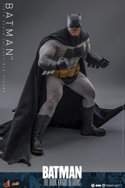 Batman: The Dark Knight Returns Comic Masterpiece Actionfigur 1/6 Batman 32 cm – Bild 9