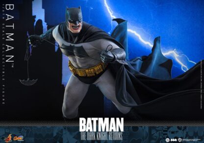 Batman: The Dark Knight Returns Comic Masterpiece Actionfigur 1/6 Batman 32 cm – Bild 17