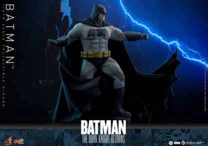 Batman: The Dark Knight Returns Comic Masterpiece Actionfigur 1/6 Batman 32 cm – Bild 18