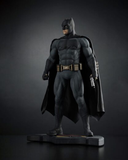 Batman v Superman: Dawn of Justice Statue 1/6 Batman 32 cm – Bild 5