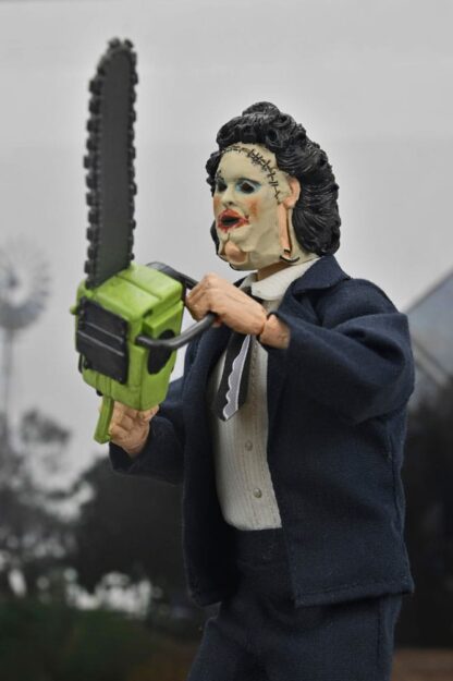 Texas Chainsaw Massacre Clothed Actionfigur Leatherface (Pretty Woman Mask) 50th Anniversary 20 cm – Bild 7