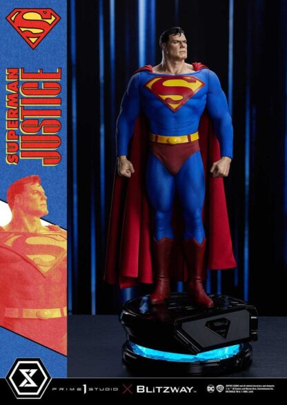 DC Comics Premium Masterline Series Statue 1/4 Superman Justice Comics 57 cm – Bild 2