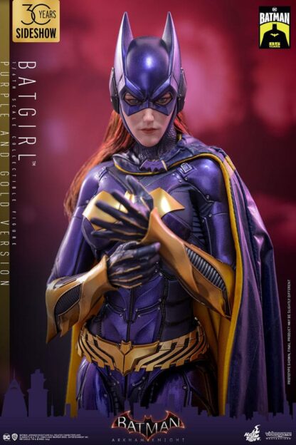 Batman Arkham Knight Videogame Masterpiece Actionfigur 1/6 Batgirl (Purple and Gold Version) Exclusive 30 cm – Bild 3