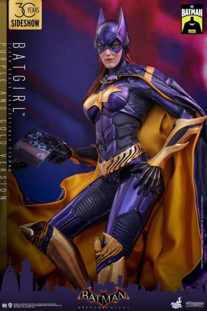 Batman Arkham Knight Videogame Masterpiece Actionfigur 1/6 Batgirl (Purple and Gold Version) Exclusive 30 cm – Bild 5