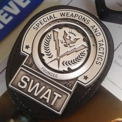 Batman The Dark Knight Replik 1/1 Gotham City SWAT Badge Limited Edition – Bild 7