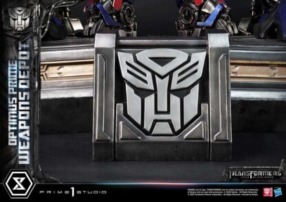 Transformers: Dark of the Moon (Film) Museum Masterline Statue Optimus Prime Weapons Depot 127 cm – Bild 19