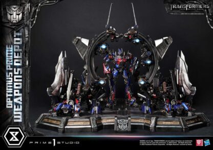 Transformers: Dark of the Moon (Film) Museum Masterline Statue Optimus Prime Weapons Depot Bonus Version 127 cm – Bild 12