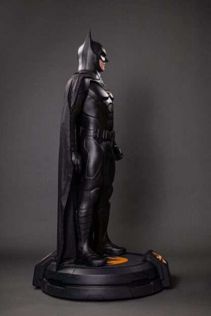 The Flash Life-Size Statue Batman Keaton 2 211 cm – Bild 4