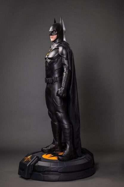The Flash Life-Size Statue Batman Keaton 2 211 cm – Bild 7