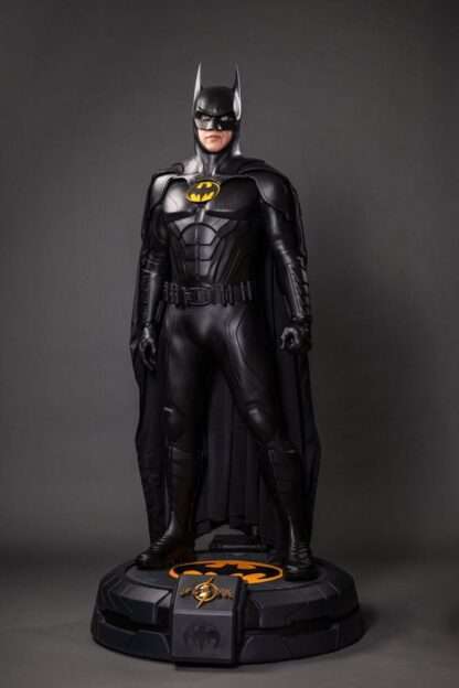 The Flash Life-Size Statue Batman Keaton 2 211 cm – Bild 10