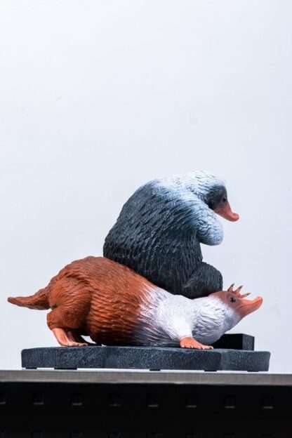 Phantastische Tierwesen Life-Size Statue Niffler 2 22 cm – Bild 9