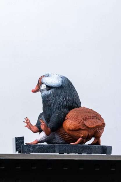 Phantastische Tierwesen Life-Size Statue Niffler 2 22 cm – Bild 16