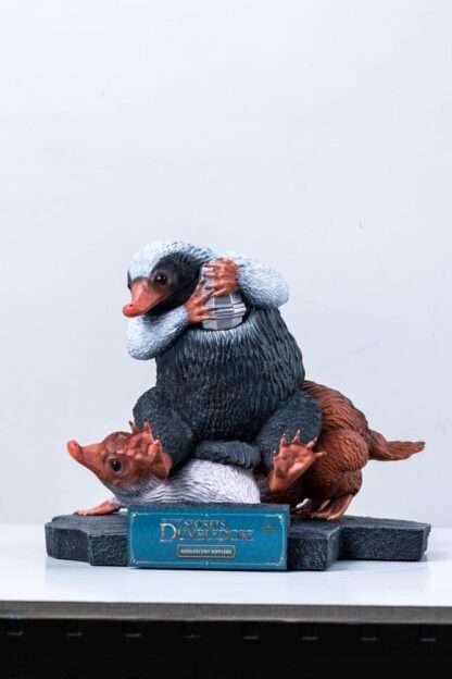 Phantastische Tierwesen Life-Size Statue Niffler 2 22 cm – Bild 21