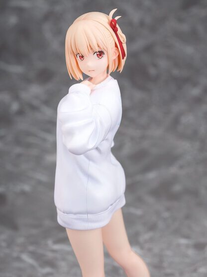 Lycoris Recoil PVC Statue 1/7 Chisato Nishikigi: Oversized Sweatshirt Ver. 25 cm – Bild 7