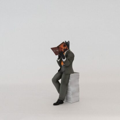 Blacksad: Blacksad on a Pile of Comics Figure – Bild 6