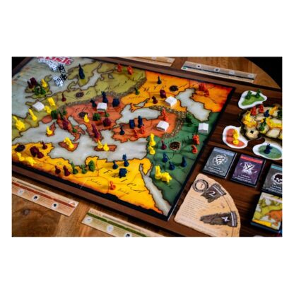Avalon Hill Brettspiel Risk Godstorm *Englische Version* – Bild 2