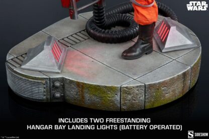 Star Wars Premium Format Statue Luke Skywalker & X-Wing: Red Five, Standing By 76 cm – Bild 15