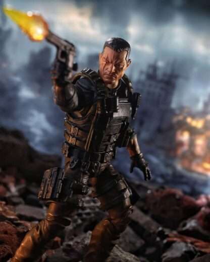 Operation: Monster Force Actionfigur 1/12 Declan Van Helsing 15 cm – Bild 4