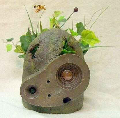 Das Schloss im Himmel Blumentopf Robot Helmet 21 cm – Bild 3