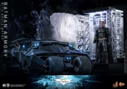 The Dark Knight Rises Movie Masterpiece Actionfigur & Diorama 1/6 Batman Armory with Bruce Wayne 30 cm – Bild 7