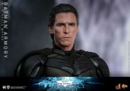 The Dark Knight Rises Movie Masterpiece Actionfigur & Diorama 1/6 Batman Armory with Bruce Wayne 30 cm – Bild 15